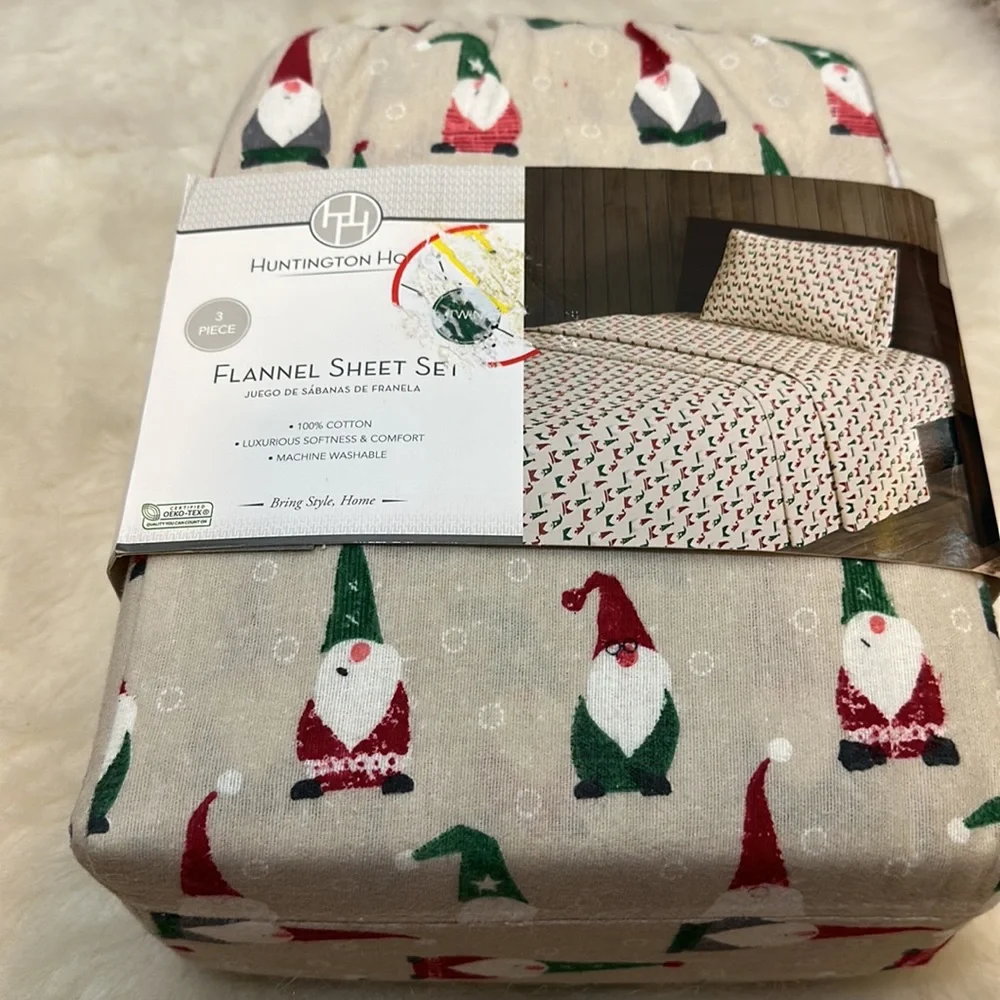 HUNTINGTON HOME GNOME Flannel Sheet Set.